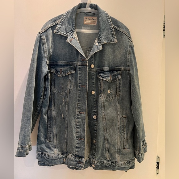 Free People- We the Free Long and Lean Denim Jacket - Picture 4 of 7